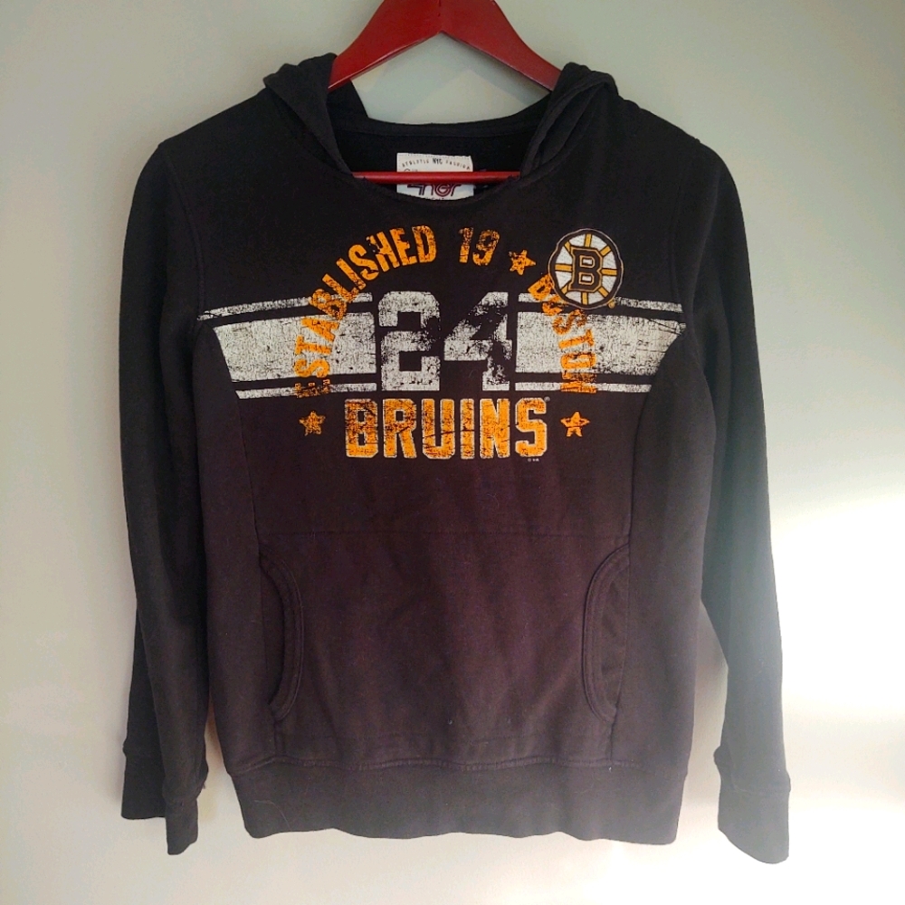 Bruins sweatshirt